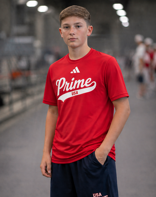 adidas Signature T-Shirt - Red